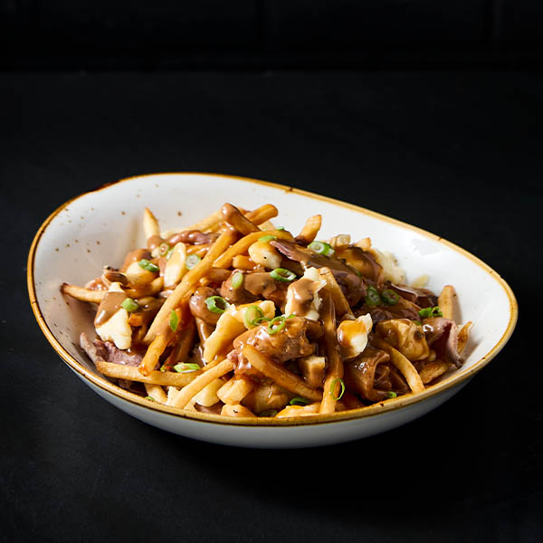 Poutine à la côte de bœuf