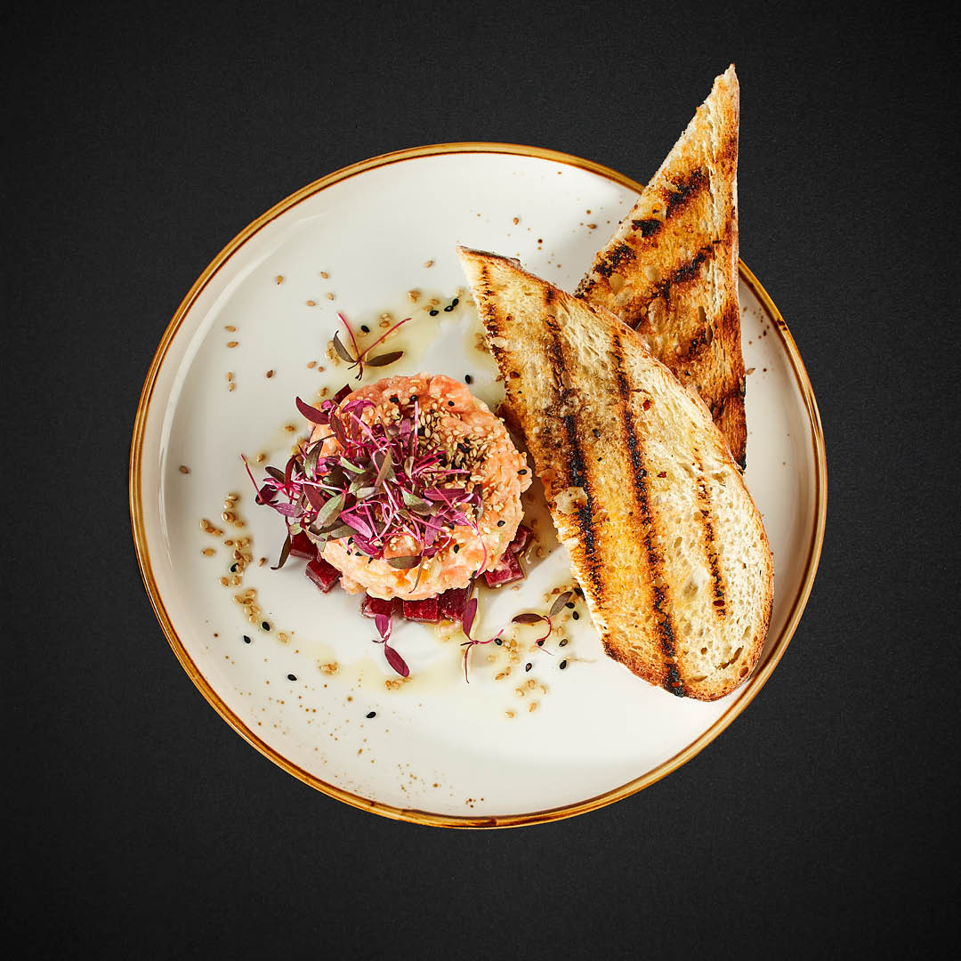 SALMON TARTARE